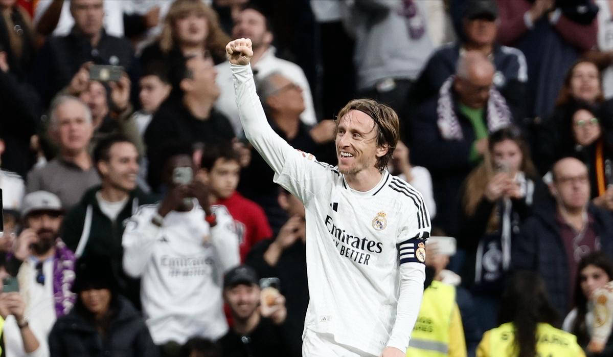 体育平台APP-关于热刺战平皇马，梅西补时绝平足总杯的信息